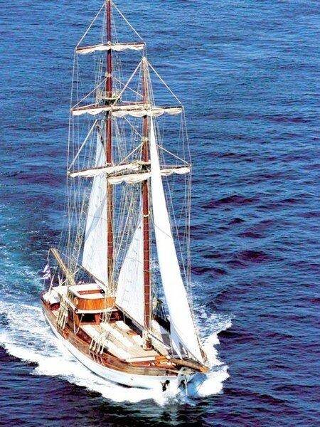 Custom Motor Sailer 124', Matina