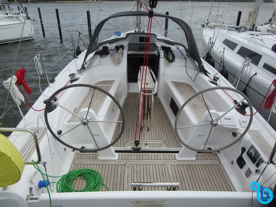 Dehler 34, Seventeen