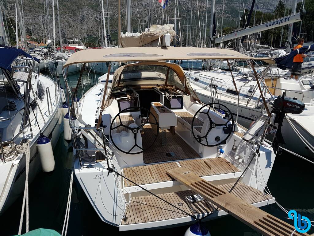Dufour 350 Grand Large, Mare
