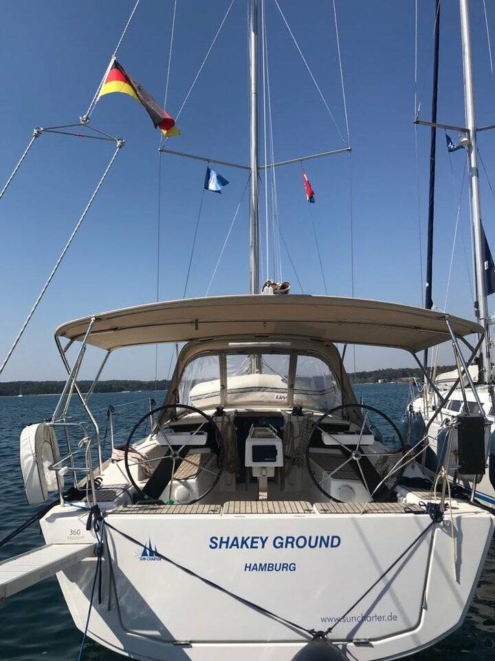 Dufour 360 GL, SHAKEY GROUND