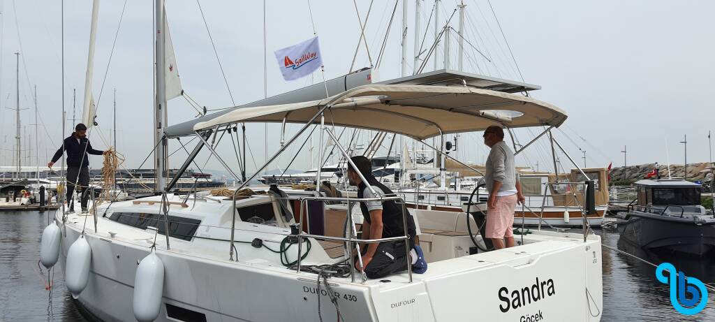 Dufour 430, Sandra