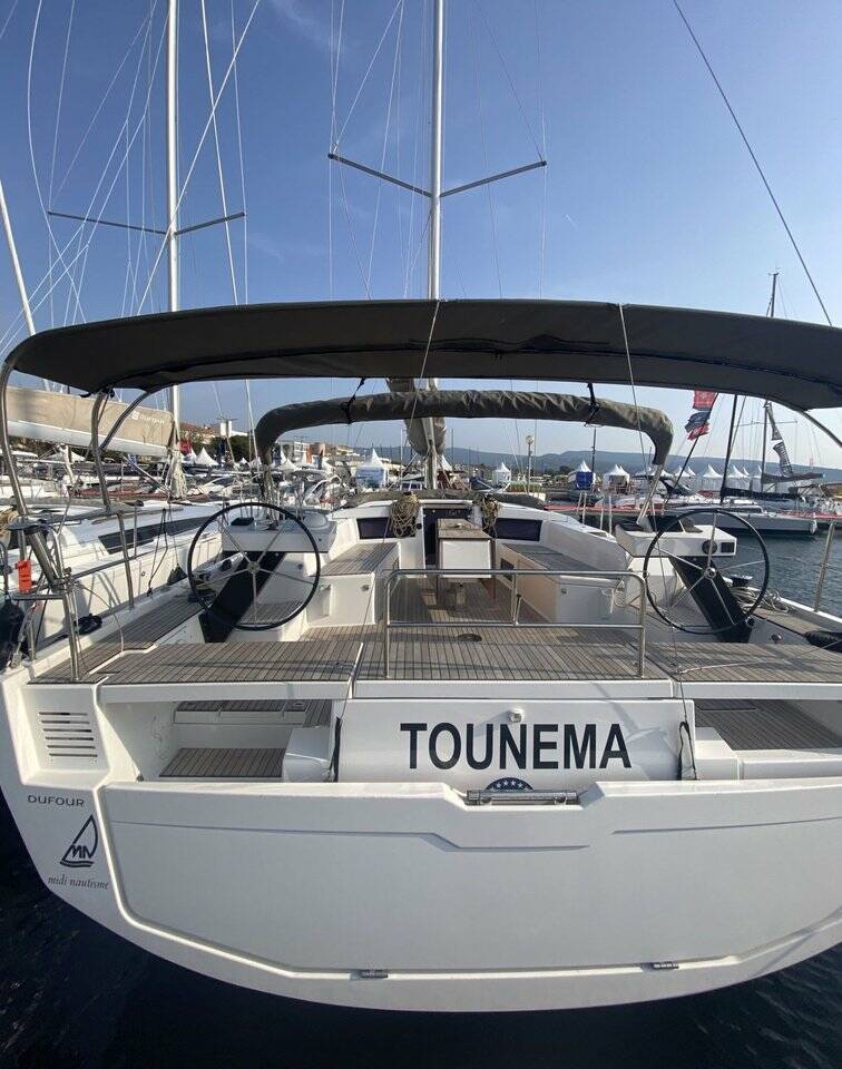 Dufour 470, Tounema