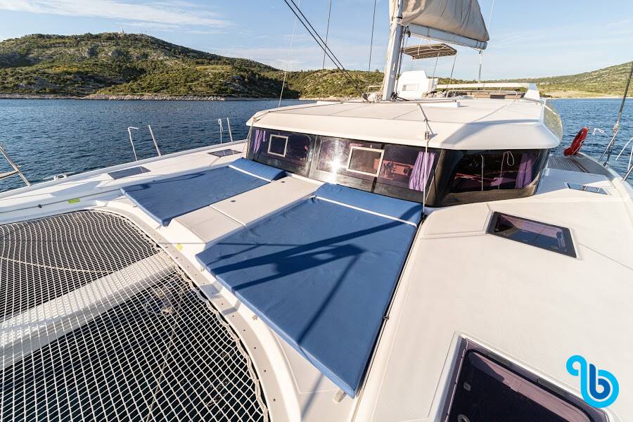 Dufour 48 Catamaran, LER 