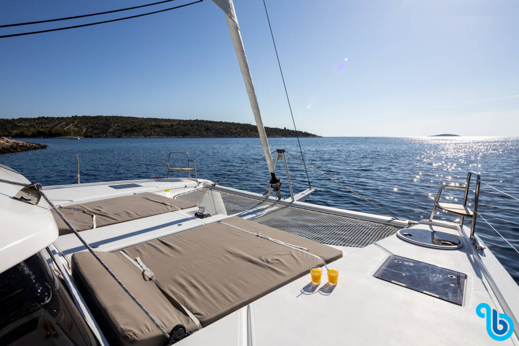 Dufour 48 Catamaran, LER 