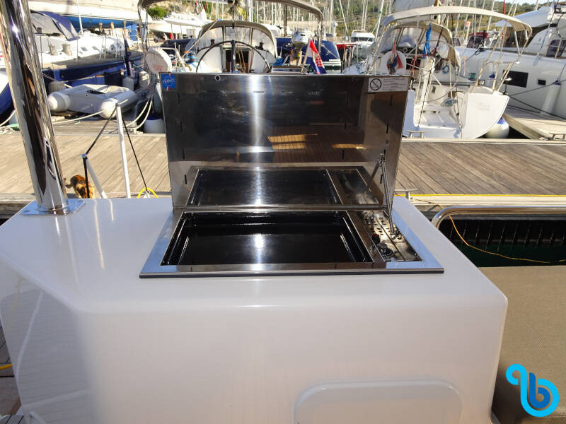 Dufour 48 Catamaran, LER 