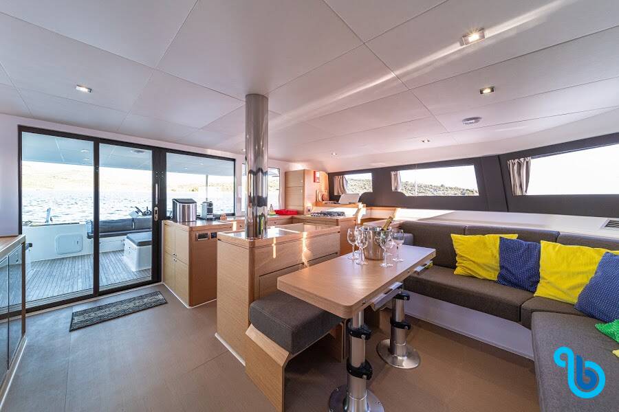 Dufour 48 Catamaran, LER 