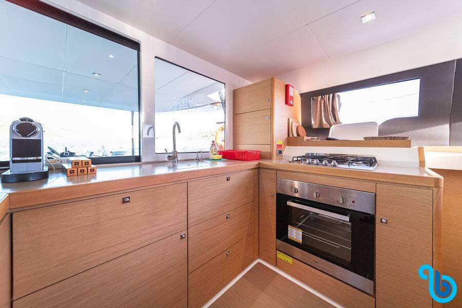 Dufour 48 Catamaran, LER 