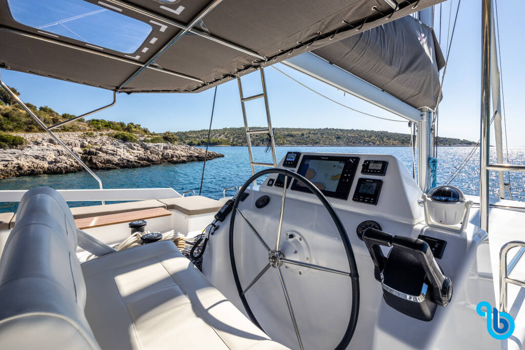 Dufour 48 Catamaran, CLO