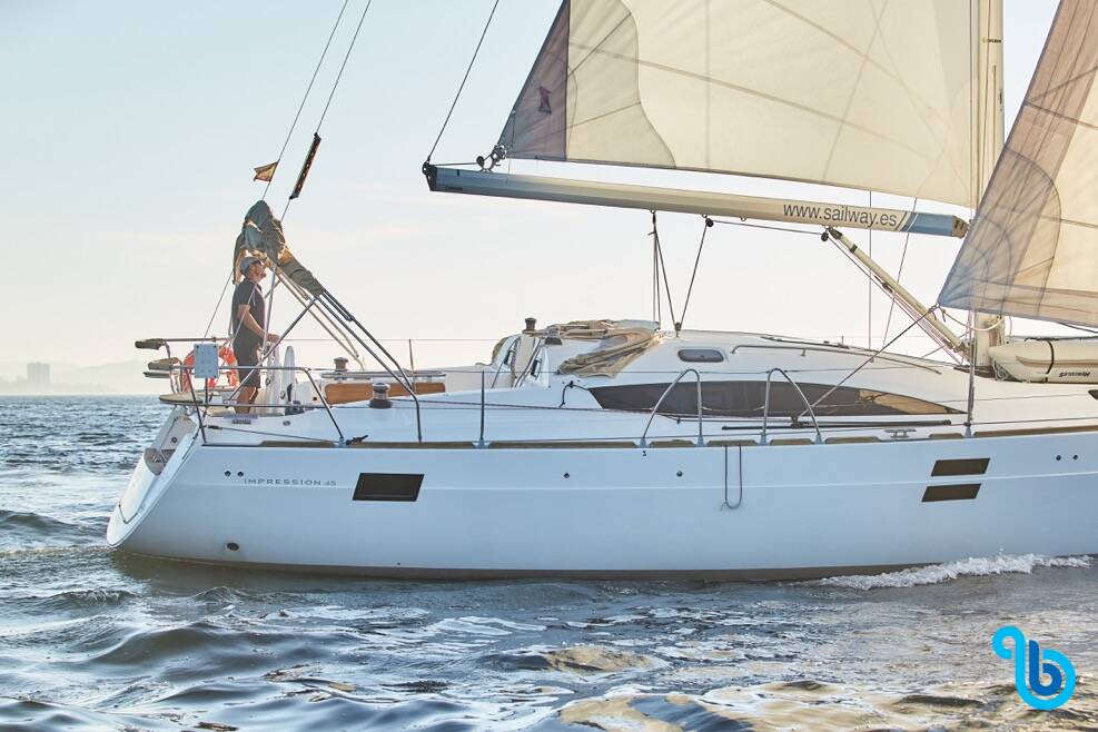 Elan 45 Impression, Alcamaro