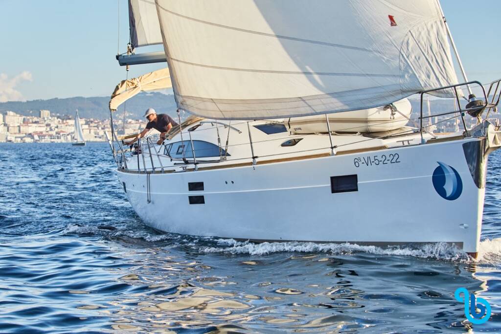 Elan 45 Impression, Alcamaro