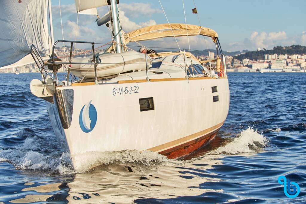 Elan 45 Impression, Alcamaro