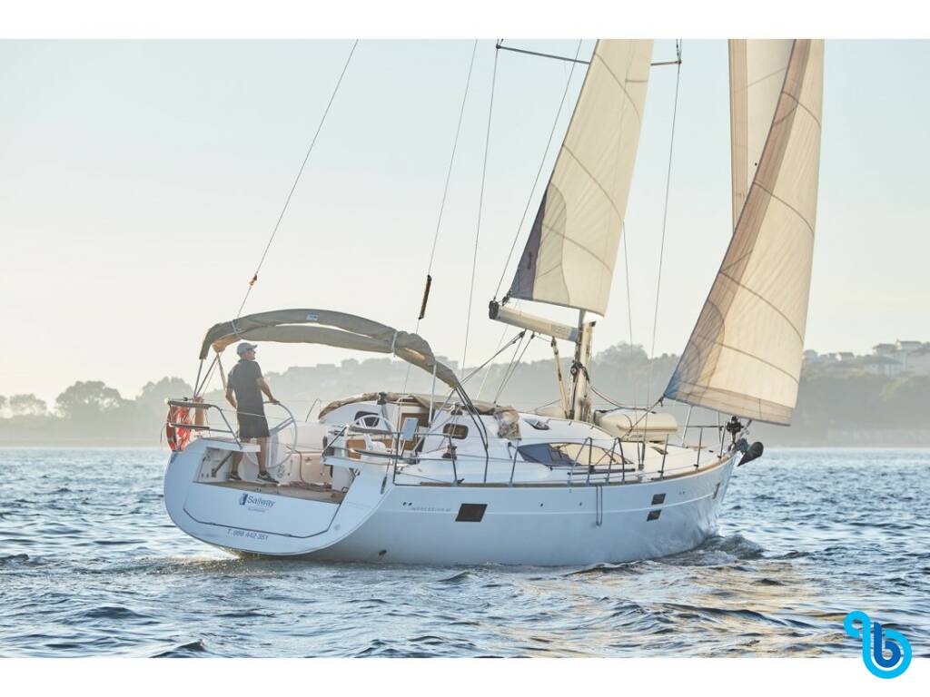 Elan 45 Impression, Alcamaro