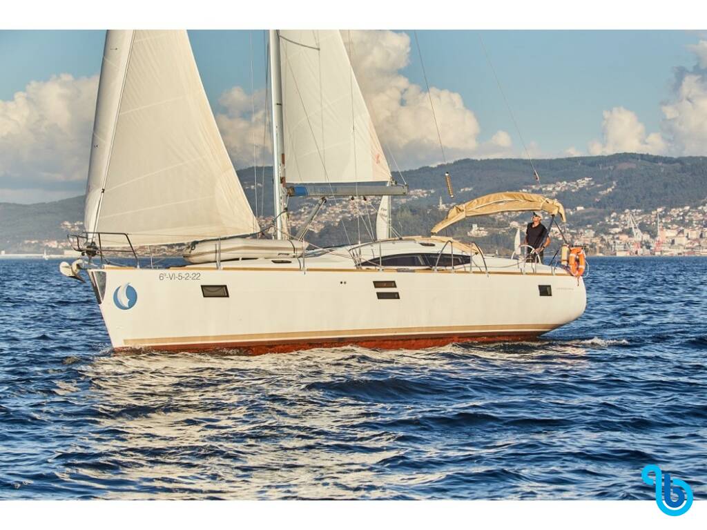 Elan 45 Impression, Alcamaro