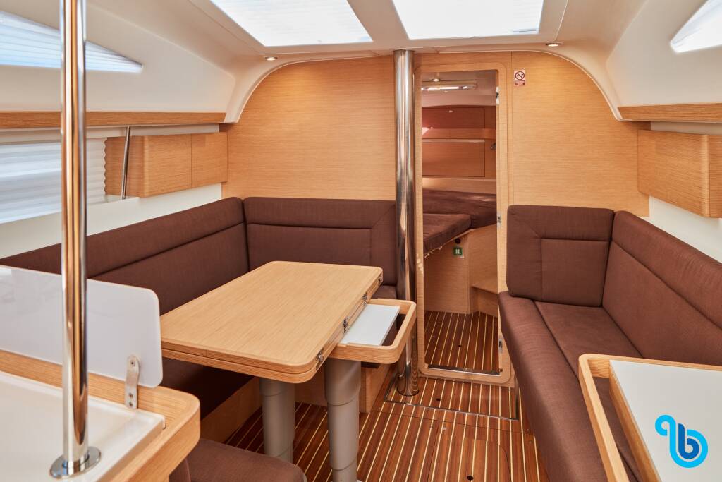 Elan Impression 40, AMISTAD