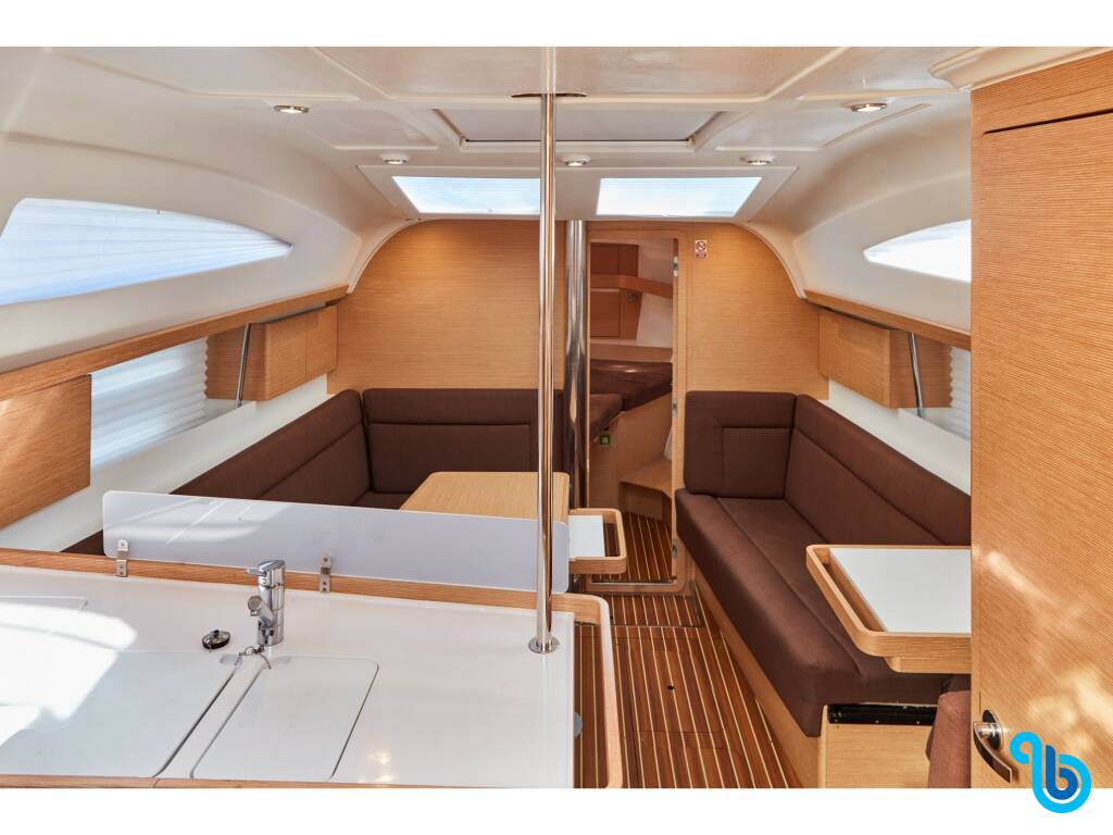 Elan Impression 40, AMISTAD