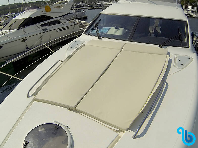 Fairline Phantom 50, Luna IV