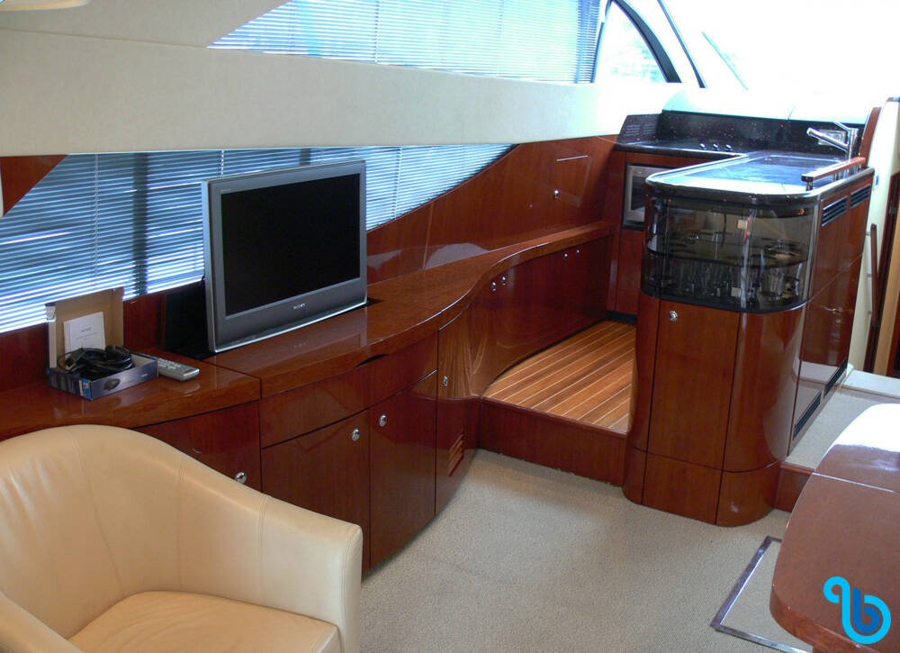 Fairline Phantom 50, Luna IV