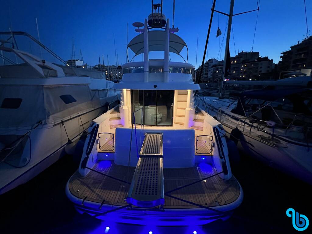 Fairline Squadron 52, Bliss