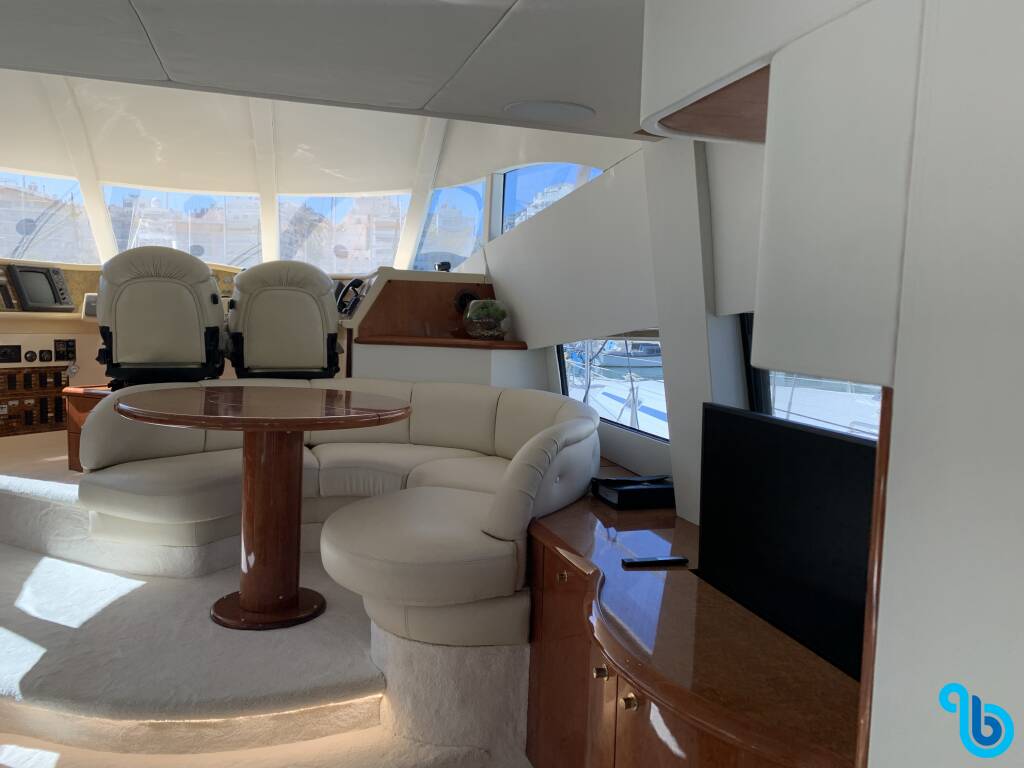 Fairline Squadron 52, Bliss