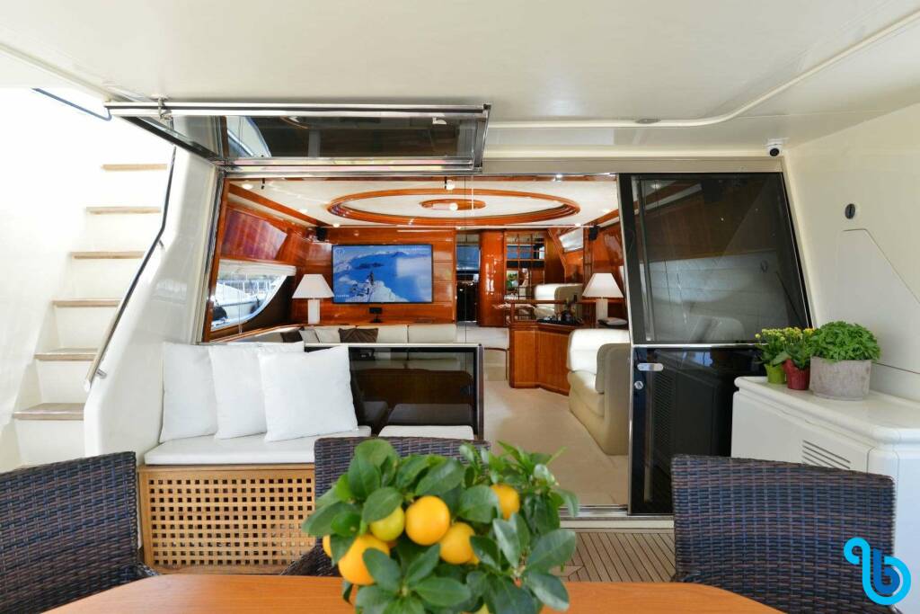 Ferretti 80, Kentavros II