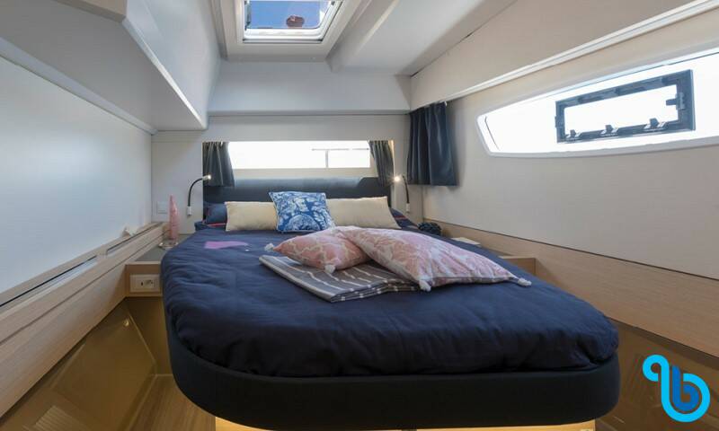 Fountaine Pajot Astrea 42, CHINOOK