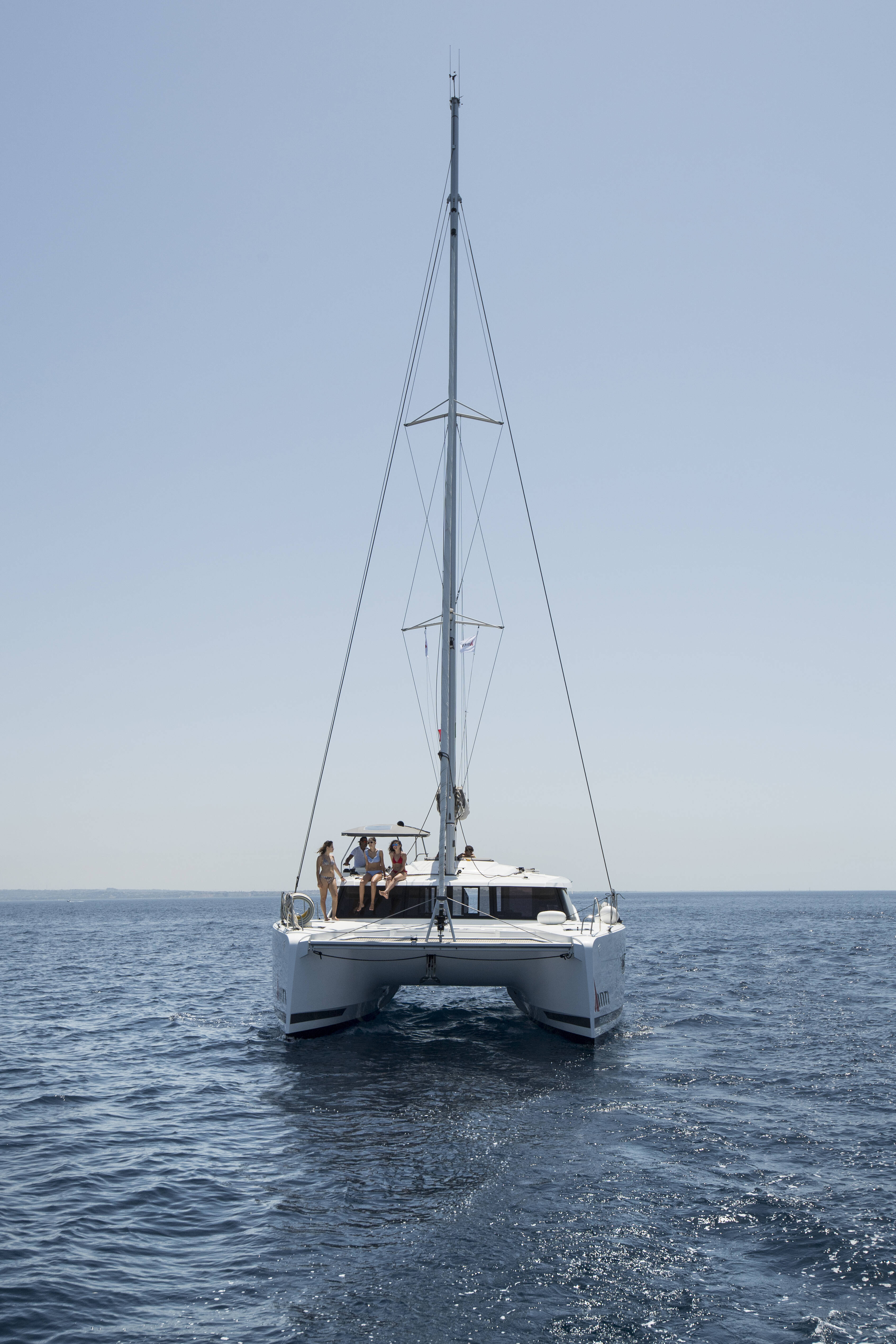 Fountaine Pajot Astréa 42, Astrea (watermaker+generator)