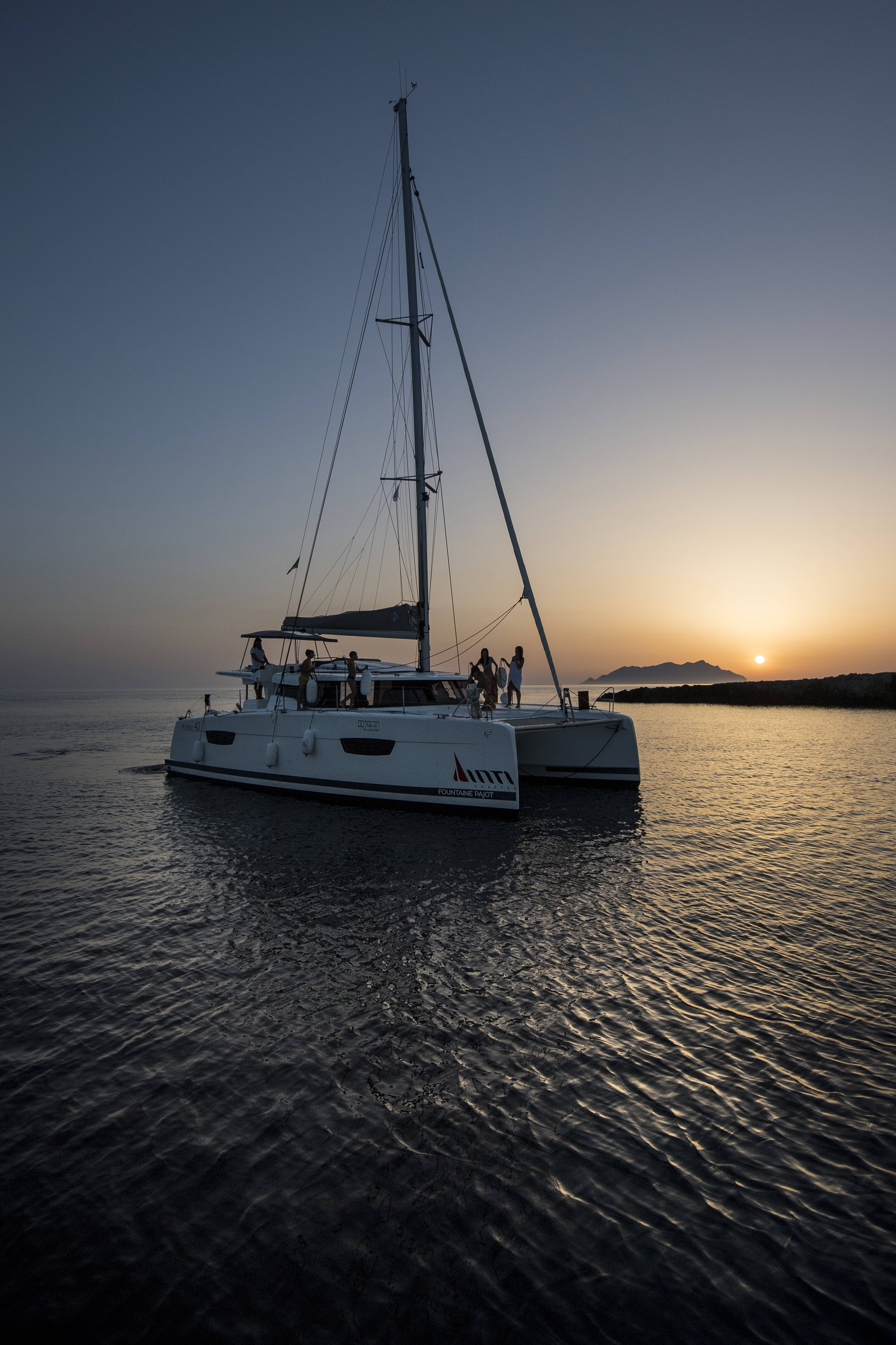 Fountaine Pajot Astréa 42, Astrea (watermaker+generator)