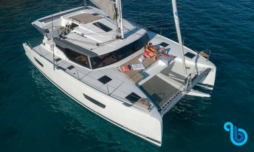 Fountaine Pajot Astrea 42 MILE HI L'ATTITUDES