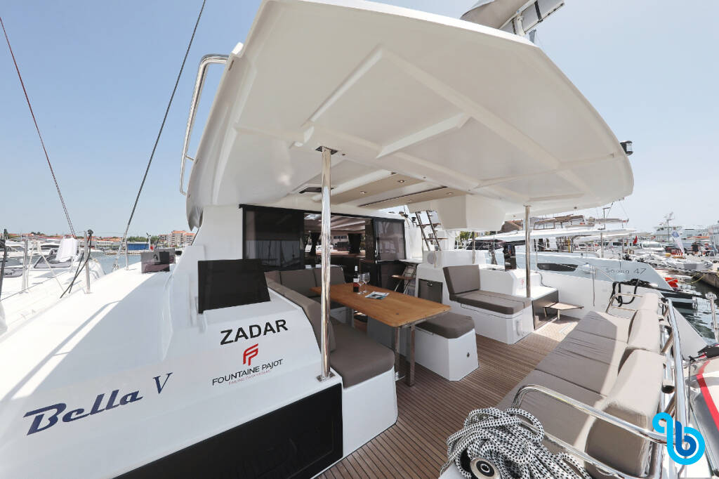 Fountaine Pajot Astrea 42, BELLA V