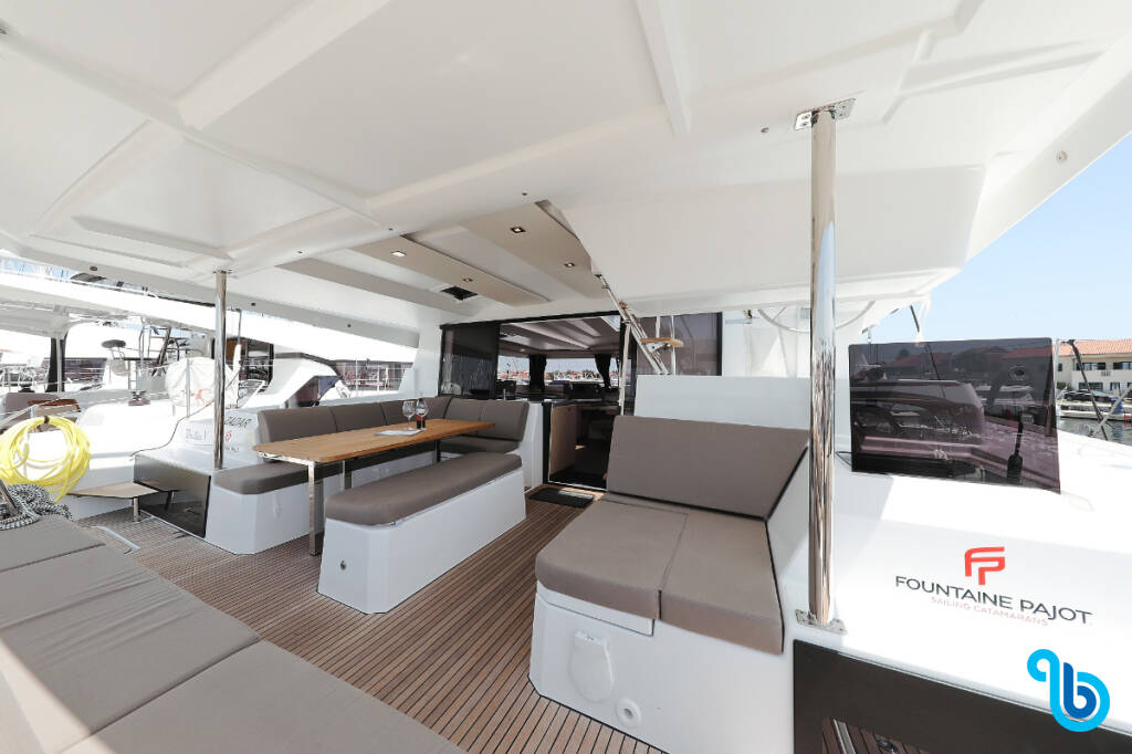 Fountaine Pajot Astrea 42, BELLA V