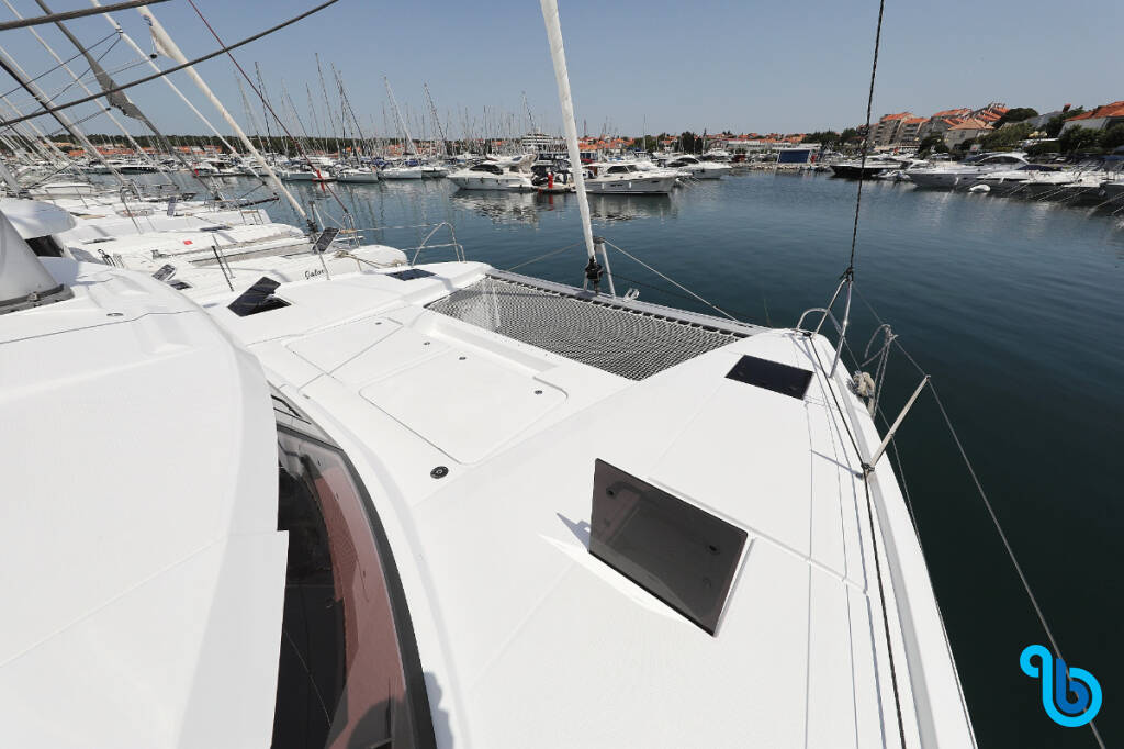 Fountaine Pajot Astrea 42, BELLA V