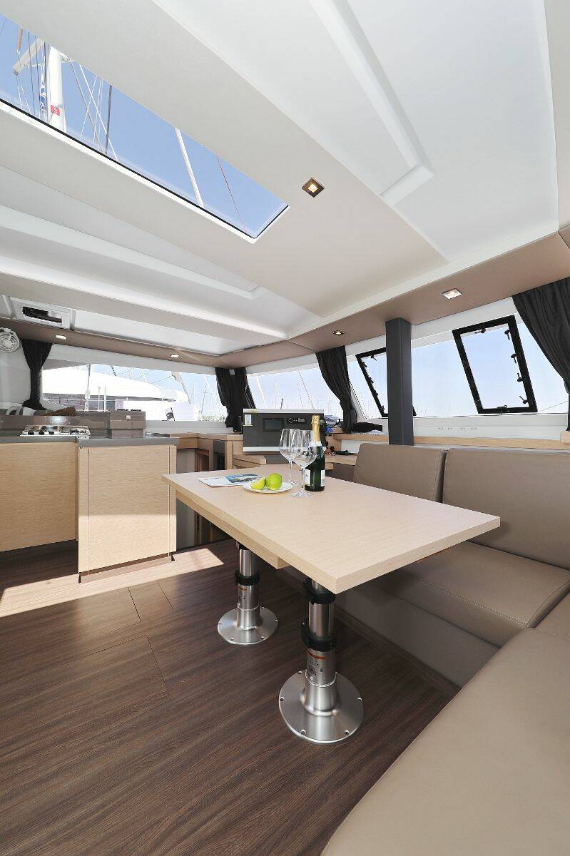 Fountaine Pajot Astrea 42, BELLA V