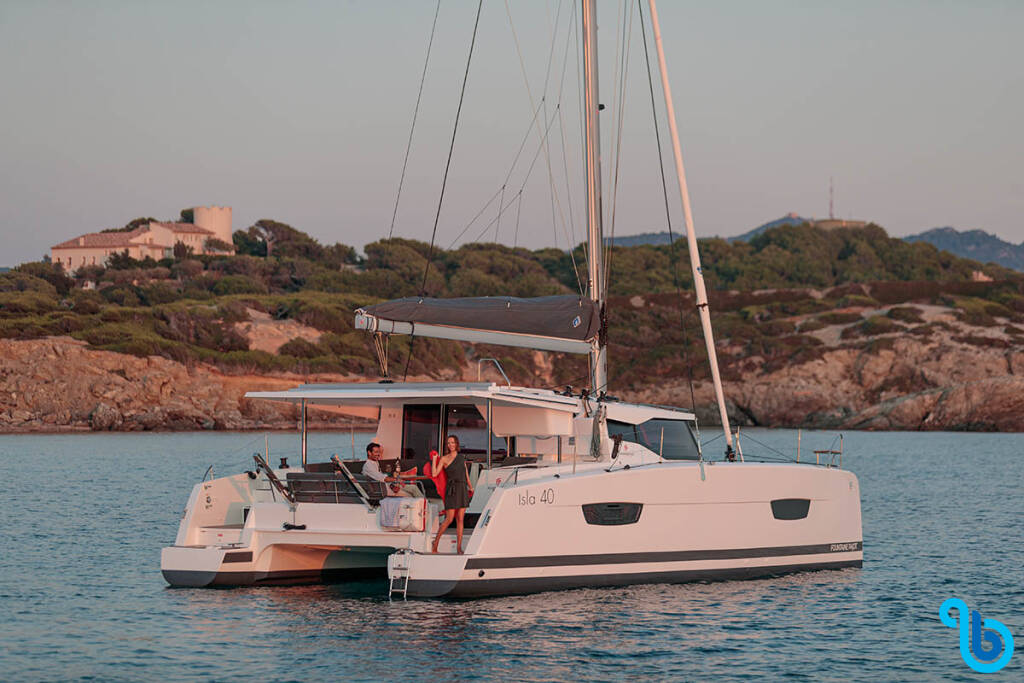 Fountaine Pajot Isla 40, Vidar