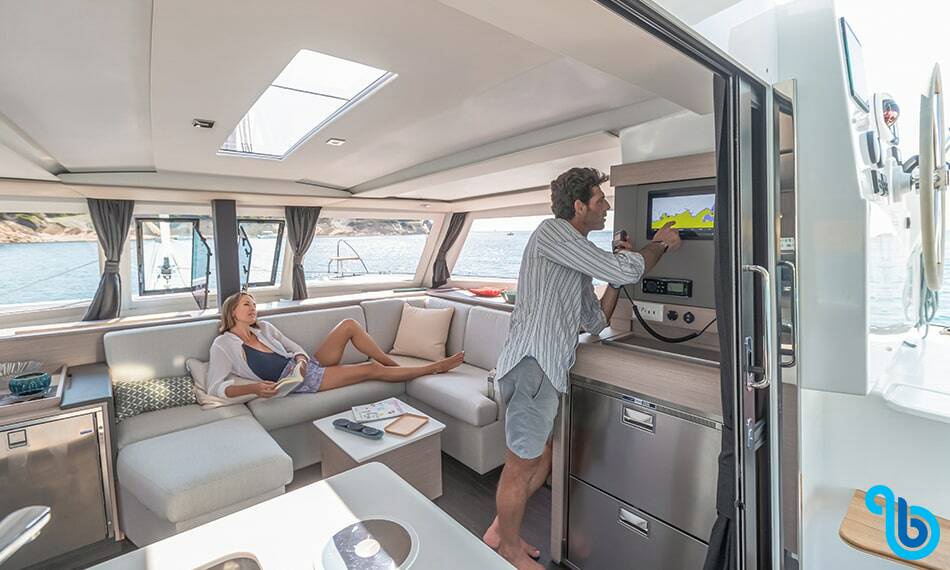 Fountaine Pajot Isla 40, Ilde