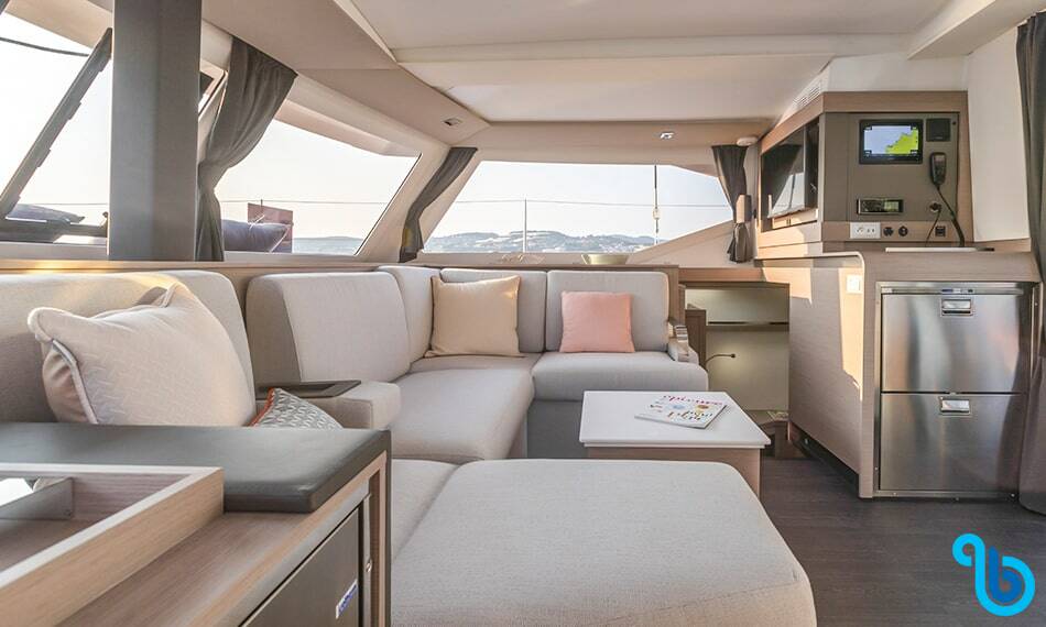 Fountaine Pajot Isla 40, Ilde