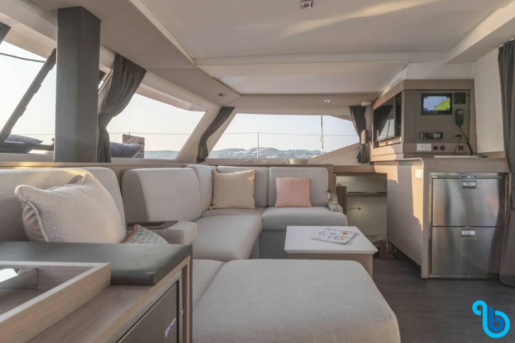 Fountaine Pajot Isla 40, PRESTIGE