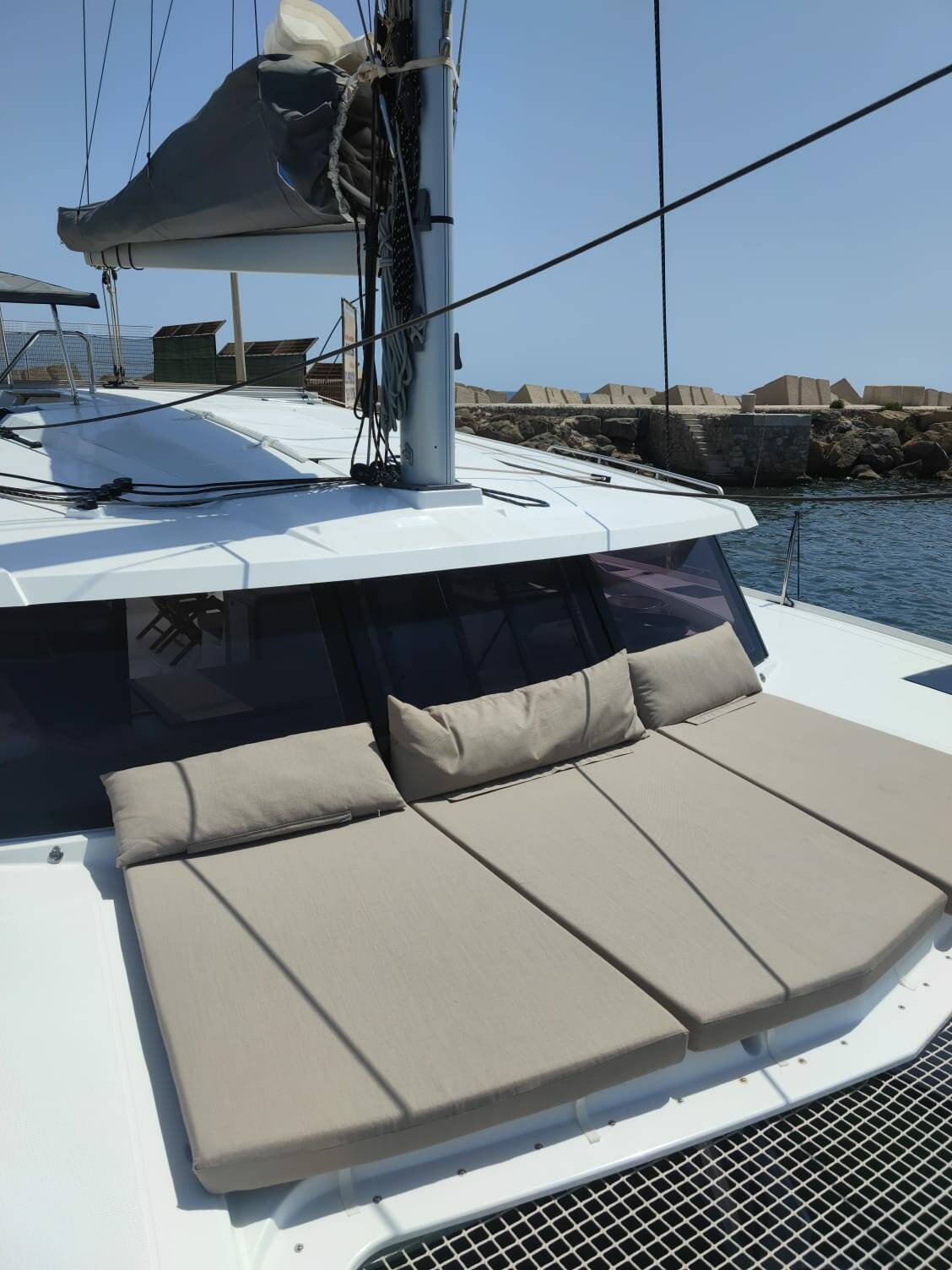 Fountaine Pajot Isla 40, Isla (Wm+Solar Pan)