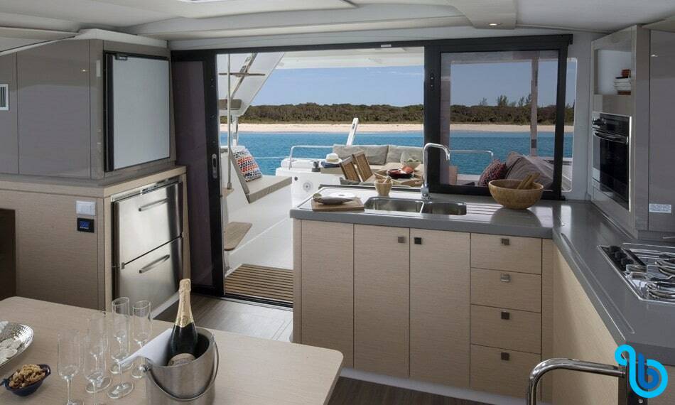 Fountaine Pajot Lucia 40, MARINELO II