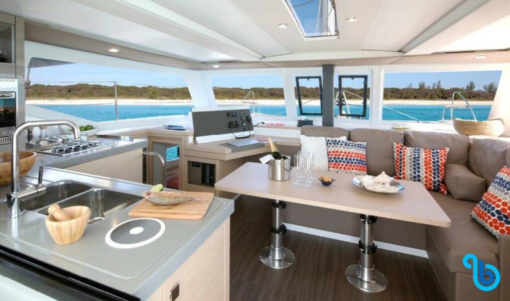 Fountaine Pajot Lucia 40, HYLIA **