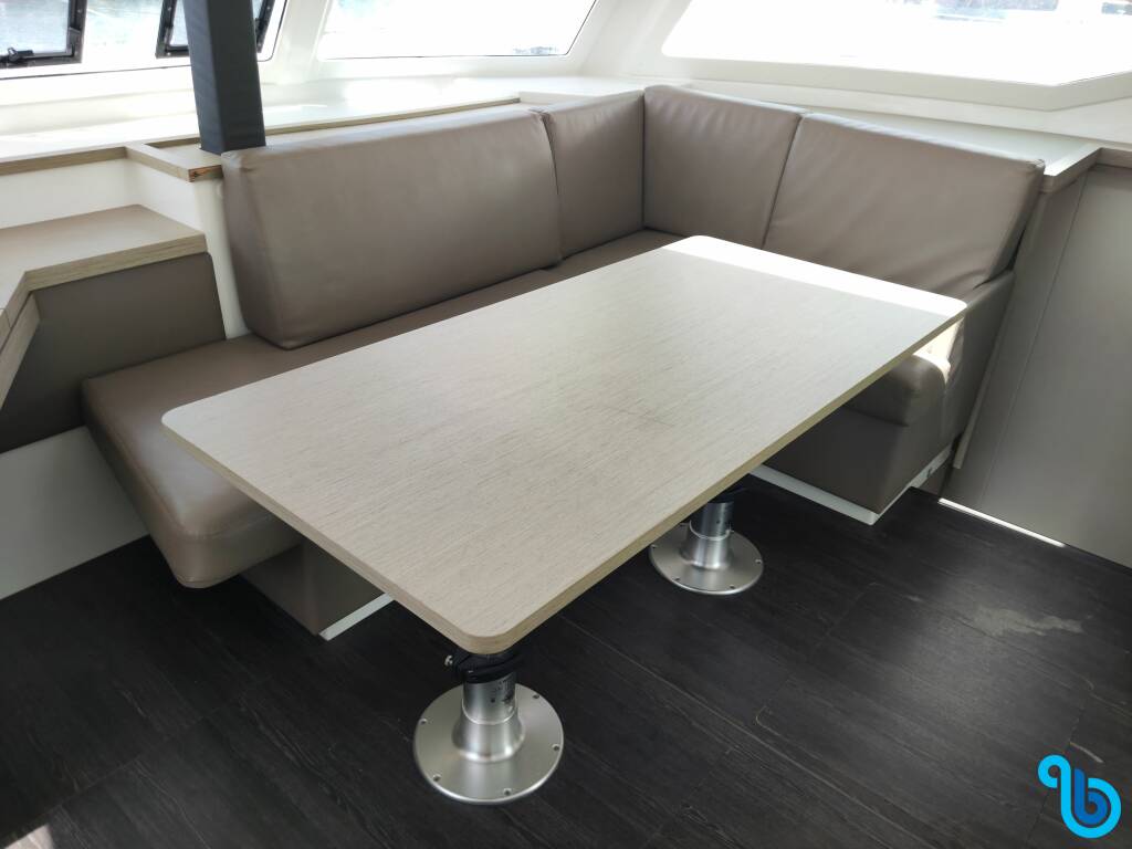 Fountaine Pajot Lucia 40, SALAKO II