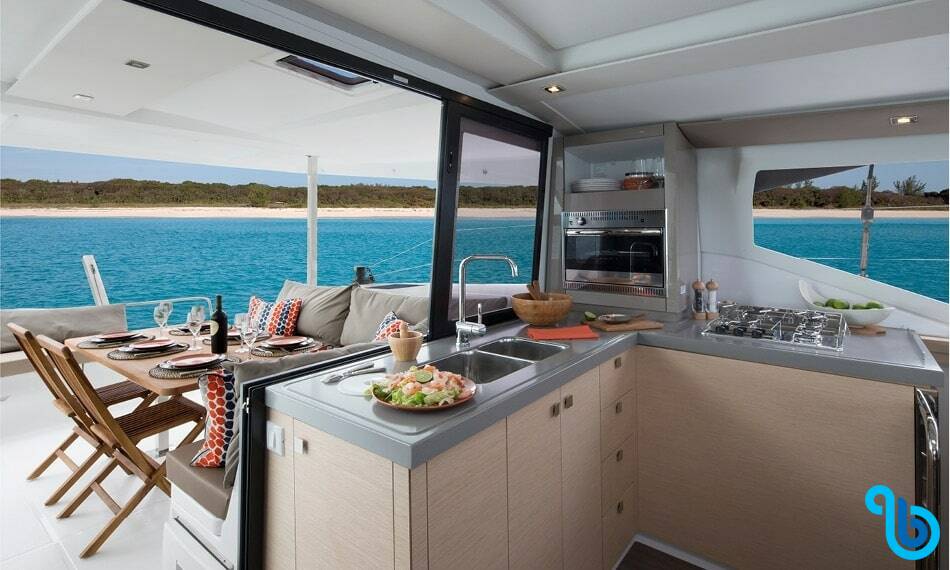 Fountaine Pajot Lucia 40, QUARDA JEEPI