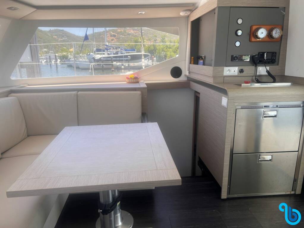 Fountaine Pajot Lucia 40, QUARDA JEEPI