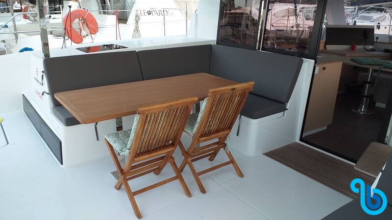 Fountaine Pajot Lucia 40, El Camino