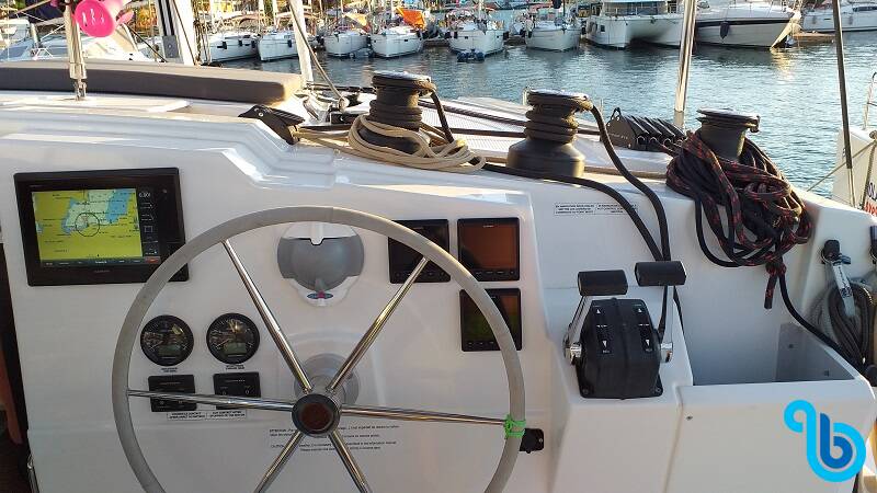 Fountaine Pajot Lucia 40, El Camino