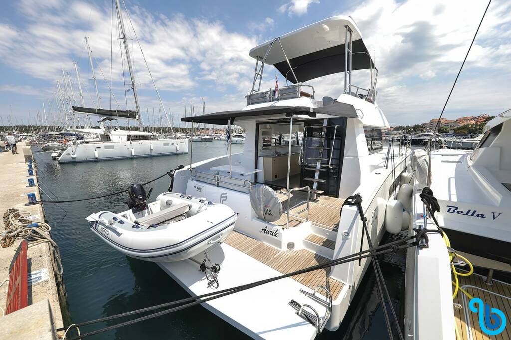 Fountaine Pajot MY 37, 