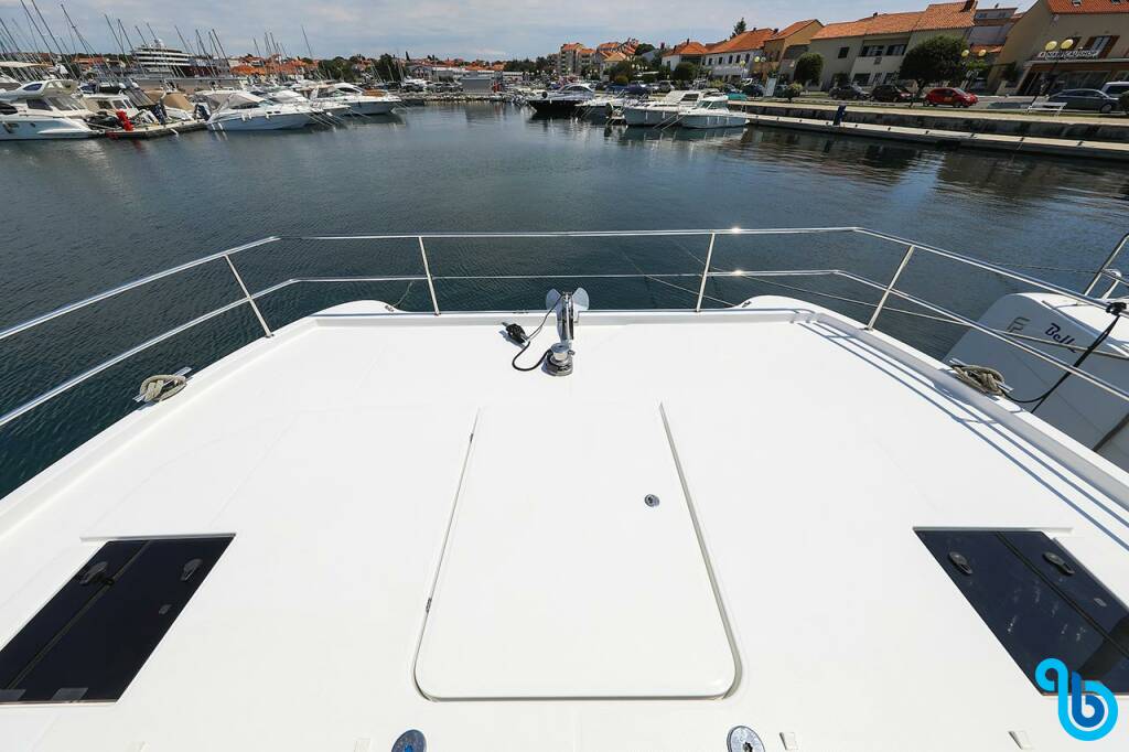 Fountaine Pajot MY 37, 