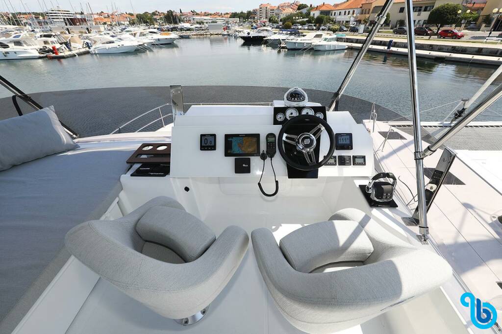 Fountaine Pajot MY 37, 