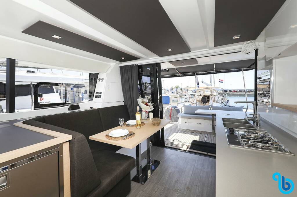 Fountaine Pajot MY 37, 