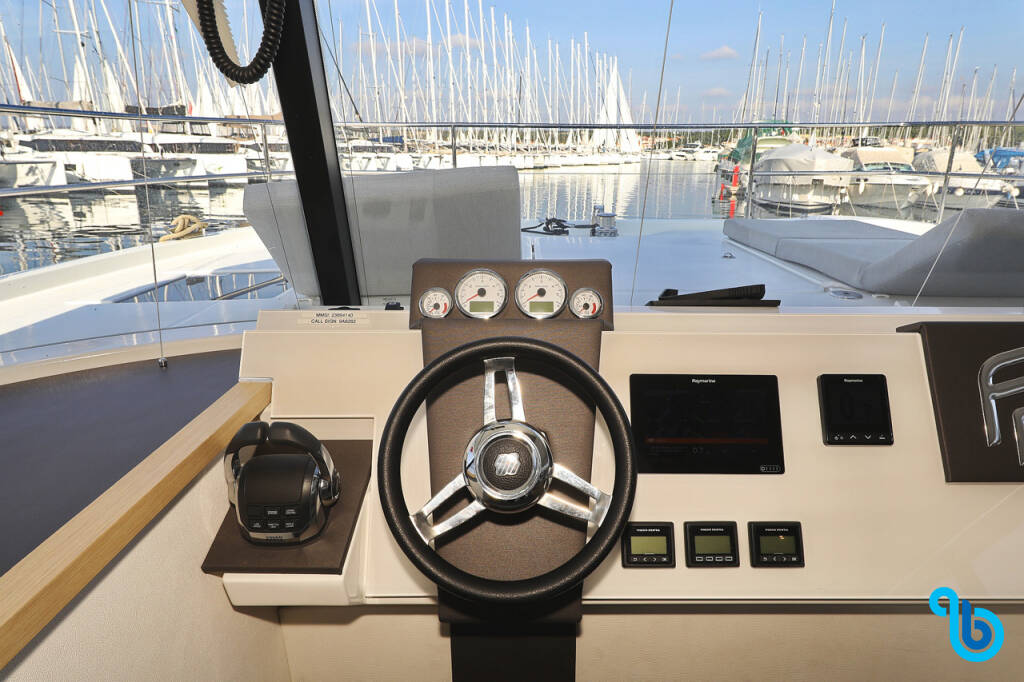 Fountaine Pajot MY 37, Marketka