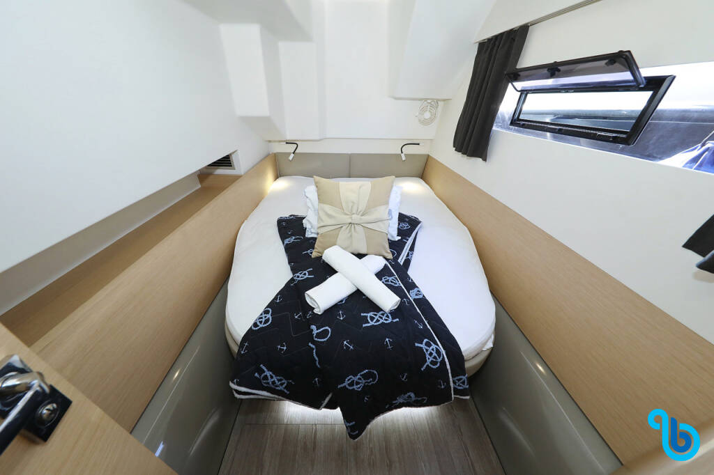 Fountaine Pajot MY 37, Marketka